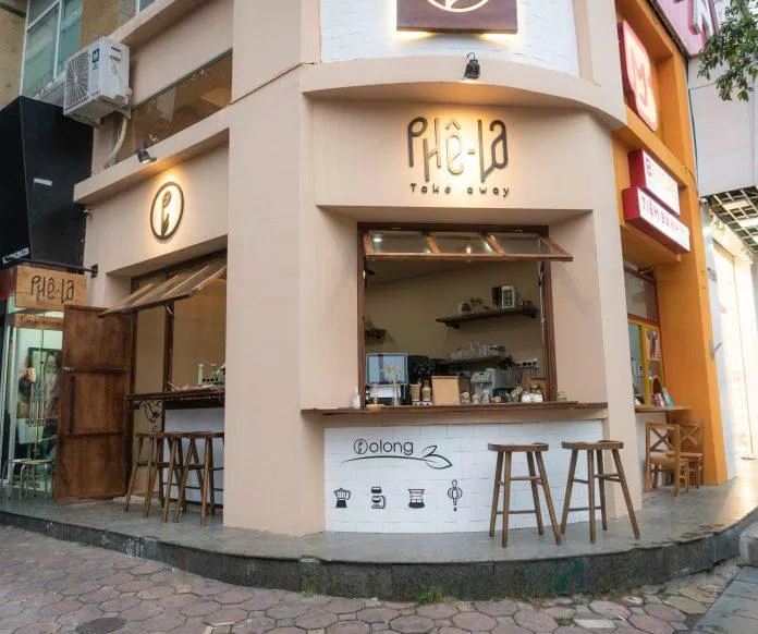 Từ một cửa hàng nhỏ trên phố Phạm Ngọc Thạch (Hà Nội), Phê La nhanh chóng phát triển và mở rộng với 18 cửa hàng tại 3 thành phố lớn chỉ trong vòng 2 năm (Ảnh: Internet)