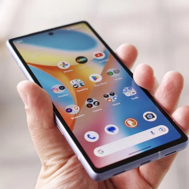 Màn hình của Pixel 7a (Ảnh: Internet) Màn hình của Pixel 7a (Ảnh: Internet)