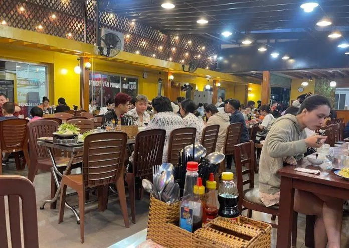 Không gian bên trong của quán. (Ảnh: Internet)