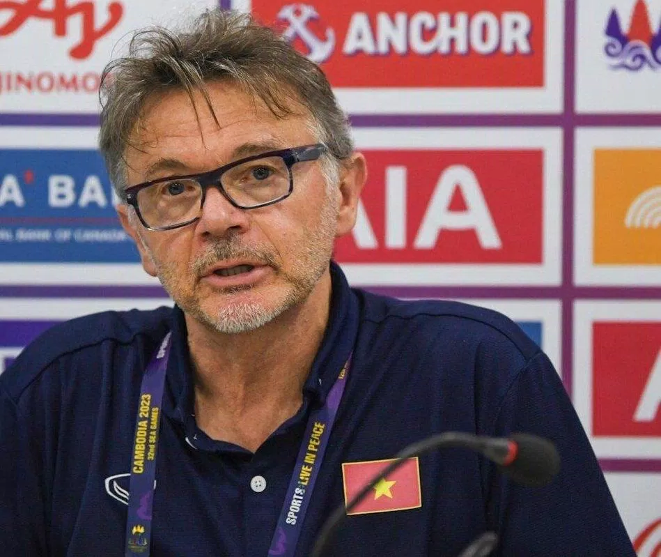 HLV Troussier nói gì sau khi U22 Việt Nam giành HCĐ? (Ảnh: Internet)