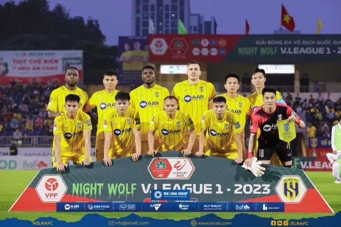 Trận đấu giữa CLB CAHN vs SLNA diễn ra vào lúc 19h15 ngày 25/5 trên SVĐ Hàng Đẫy. (Ảnh: Internet) Trận đấu giữa CLB CAHN vs SLNA diễn ra vào lúc 19h15 ngày 25/5 trên SVĐ Hàng Đẫy. (Ảnh: Internet)