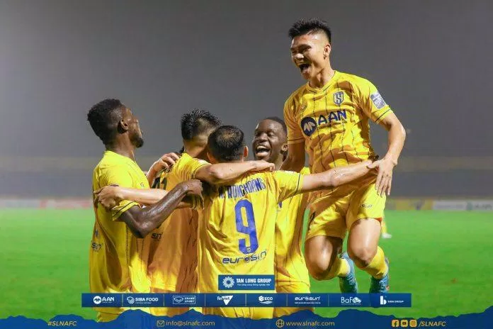 SLNA có thể sẵn sàng thưởng cho đội ngay cả khi có kết quả hòa trước đối thủ, nếu như đội có thế trận tốt và màn so tài đó có ý nghĩa quan trọng đối với thành bại mùa giải của CLB. (Ảnh: Internet) SLNA có thể sẵn sàng thưởng cho đội ngay cả khi có kết quả hòa trước đối thủ, nếu như đội có thế trận tốt và màn so tài đó có ý nghĩa quan trọng đối với thành bại mùa giải của CLB. (Ảnh: Internet)