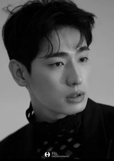 Yoon Park (Ảnh: Internet) Yoon Park (Ảnh: Internet)