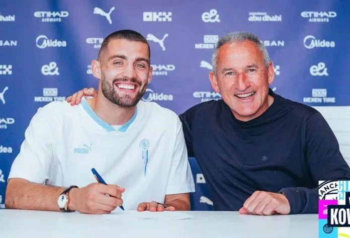 Kovacic ký hợp đồng 4 năm với Man City (Ảnh: Internet) Kovacic ký hợp đồng 4 năm với Man City (Ảnh: Internet)