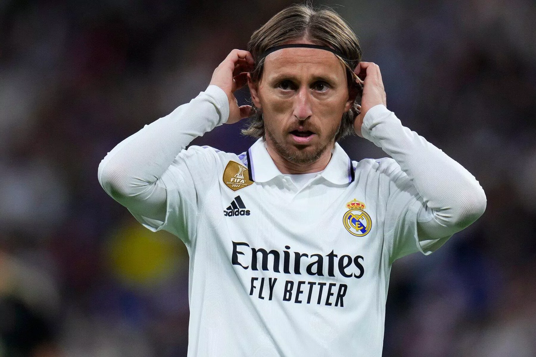 Modric gia hạn hợp đồng thêm một năm với Real Madrid (Ảnh: Internet)