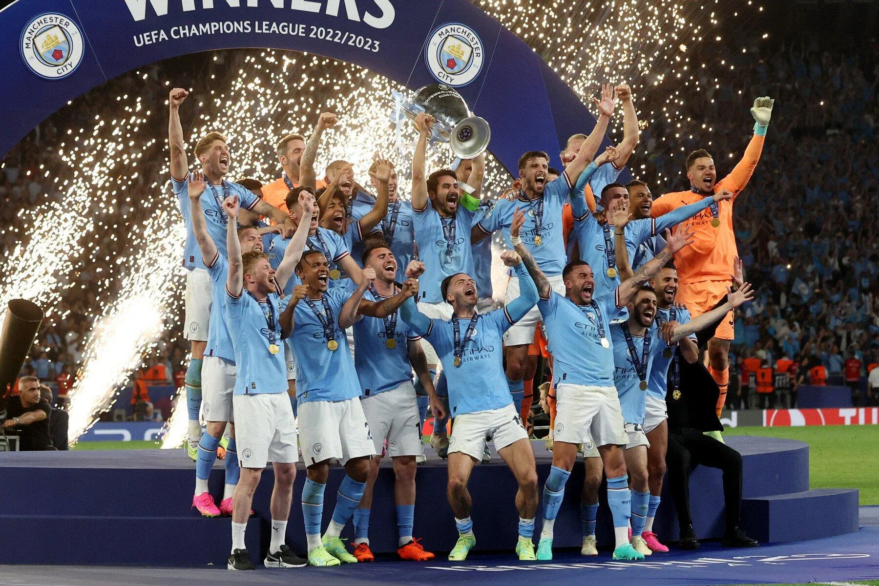 Man City vừa có mùa giải lịch sử (Ảnh: Internet)