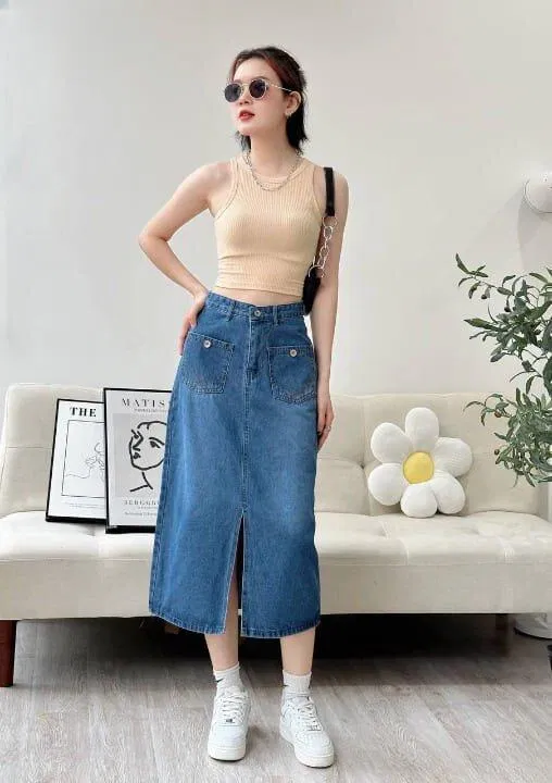 Mix cùng áo croptop (Ảnh: Internet)
