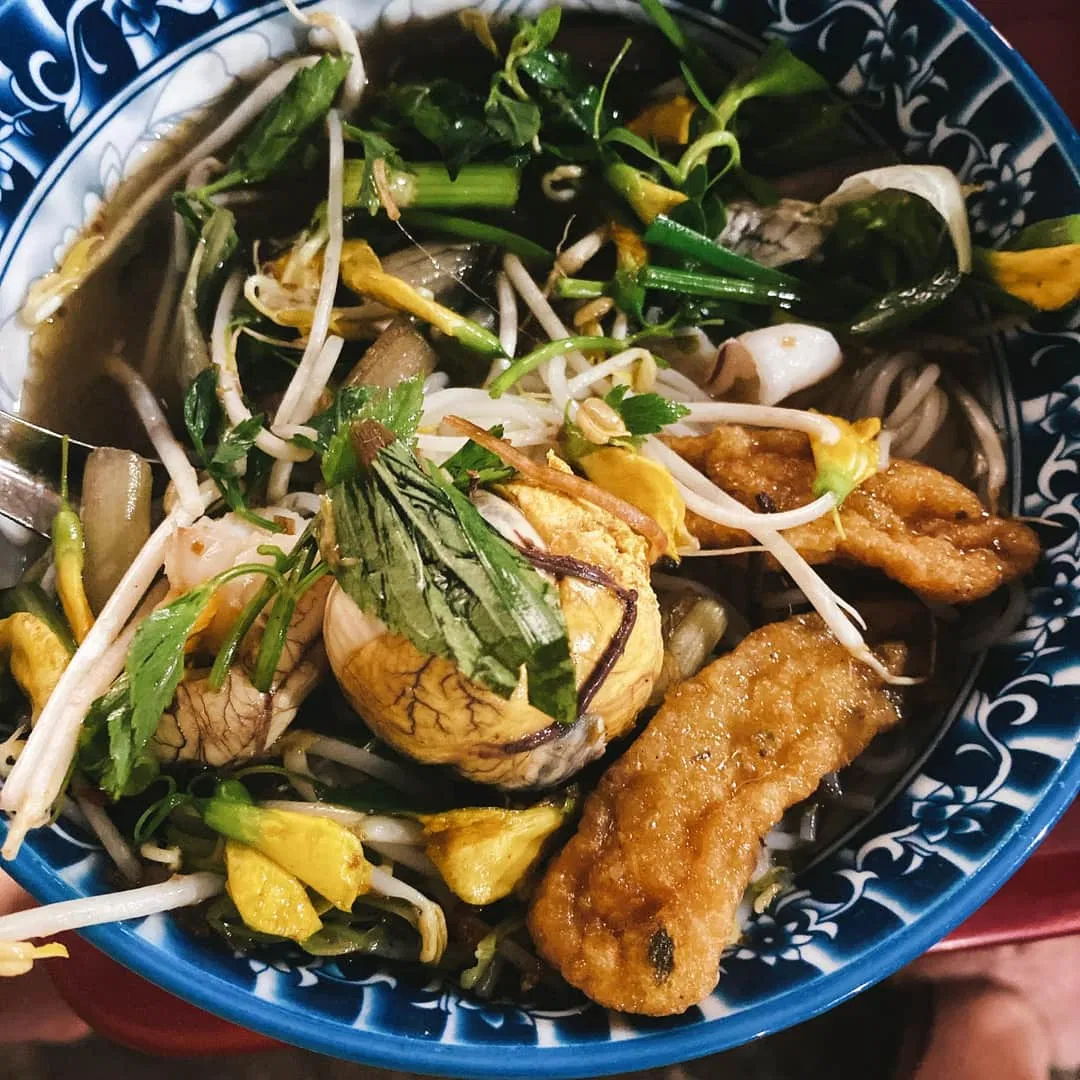 Điểm danh 20 quán cơm ngon Cần Thơ: Tới Tây Đô ăn gì? Ẩm thực chay Bách Thảo Ăn chay Bách Thảo ăn gì bánh xèo Bánh xèo 7 Tới BlogAnChoi Bún mắm Bún Thái Phương Tâm cần thơ Chay Hỷ Lạc Cơm Chay Sen Vàng Cơm chay Thiện Duyên Cơm Ếch Cơm Gà Lê Trang cơm tấm Cơm Tấm Bà Tư cơm tấm cây khế Cơm Tấm Đông Hồ Cơm Tấm Hai Lúa Cơm Trạng Huỳnh Cù Lần Bò Nướng Ngói Đồng Xanh 2 quán ăn Quán ăn Cẩm Ký quán cơm ngon Cần Thơ Quán Cơm Ơ 68 Quán ngon Cần Thơ Hòa Tuộc sen vàng thông tin Top 10 Top 15 Top 20