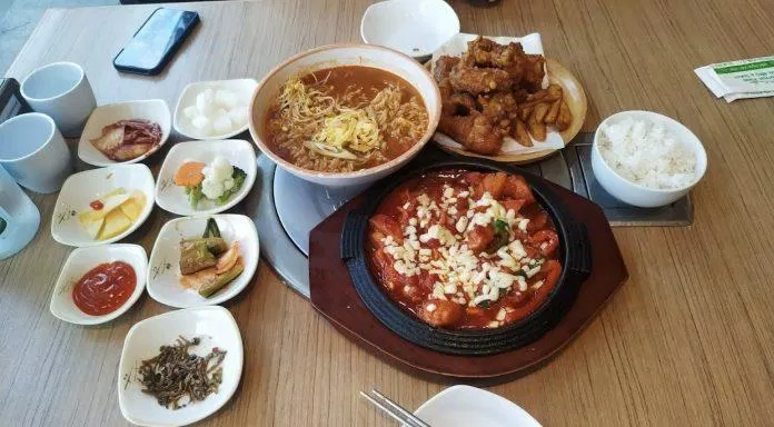 Nhà hàng Mr. BBQ & SsAm - Garden Court 2. (Ảnh: Internet)