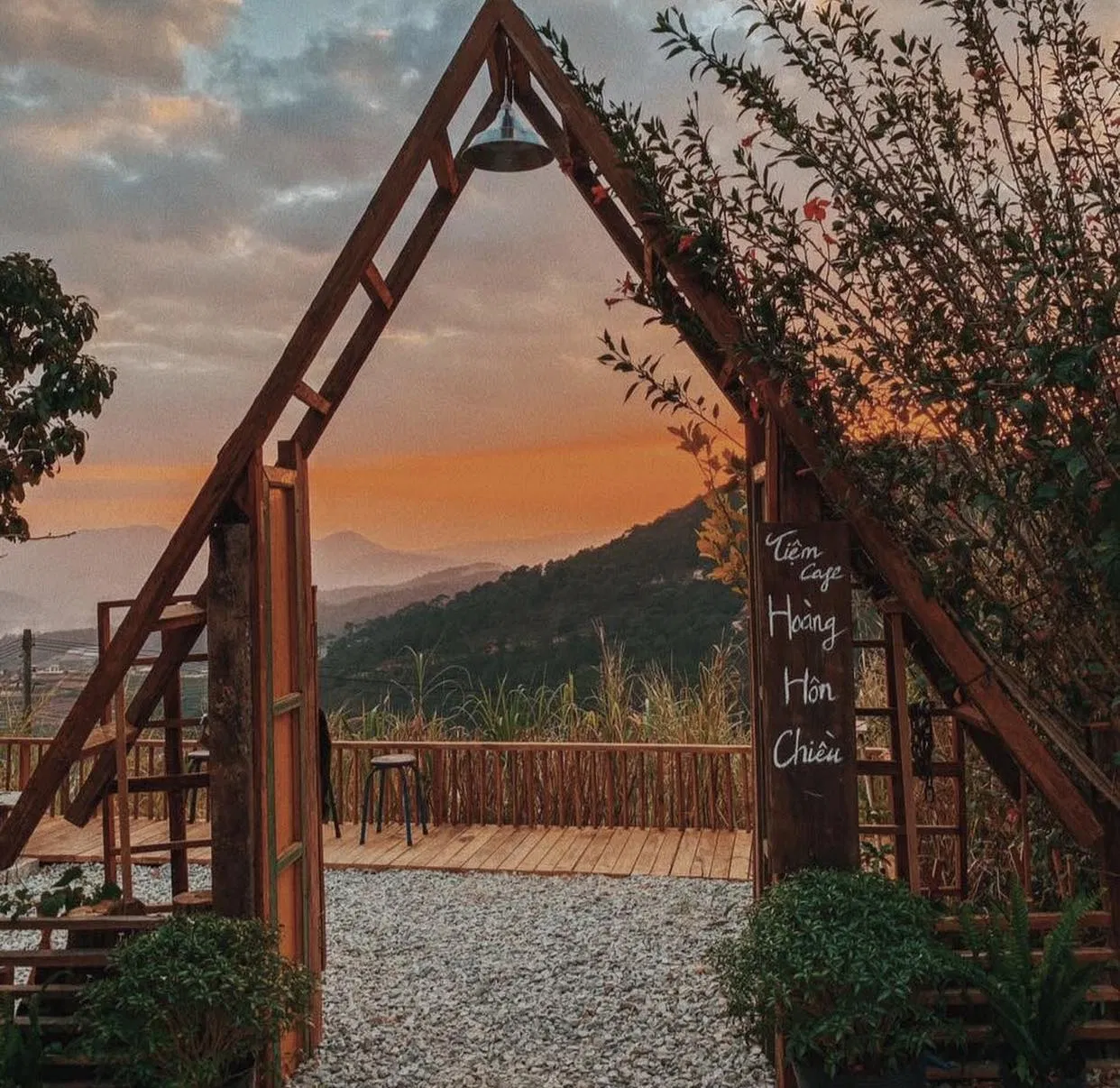 Tiệm cà phê Hoàng Hôn Chiều. (Nguồn ảnh: Internet)