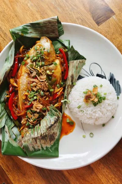 Điểm danh 20+ quán cơm ngon Hội An luôn đông khách: đã tới là không hối hận! bánh mì Phượng Bếp Nhà Hội An Cơm Gia Đình BlogAnChoi Cao Lầu Không Gian Xanh Firefly Hoi An Hồ Lô quán Hoa Hiên Restaurant Hoi An HOME Hoi An Restaurant không gian không gian xanh Long Cơm Gà Madam Khanh nhà hàng Nhà Hàng Bông Hồng Trắng Nhan s Kitchen Restaurant Phố Xưa Restaurant Quán Cao lầu Bá Lễ Quán Cao Lầu Thanh Quán Chay Đạm quán cơm ngon Hội An Red Gecko Secret Garden Thành Nam Quán The Canh Dong thông tin Top 10 Top 15 Top 20