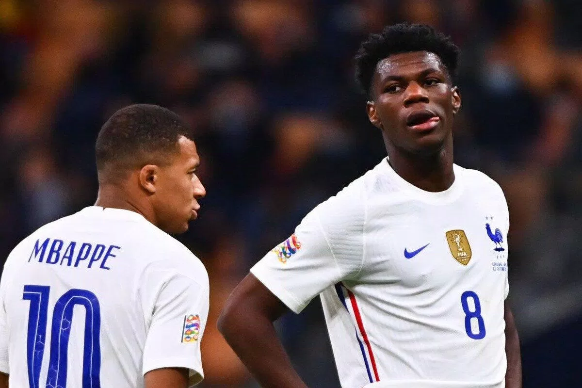 Tuyển thủ Pháp được cho là đang xem xét rời Real Madrid (Ảnh: Internet) Tuyển thủ Pháp được cho là đang xem xét rời Real Madrid (Ảnh: Internet)