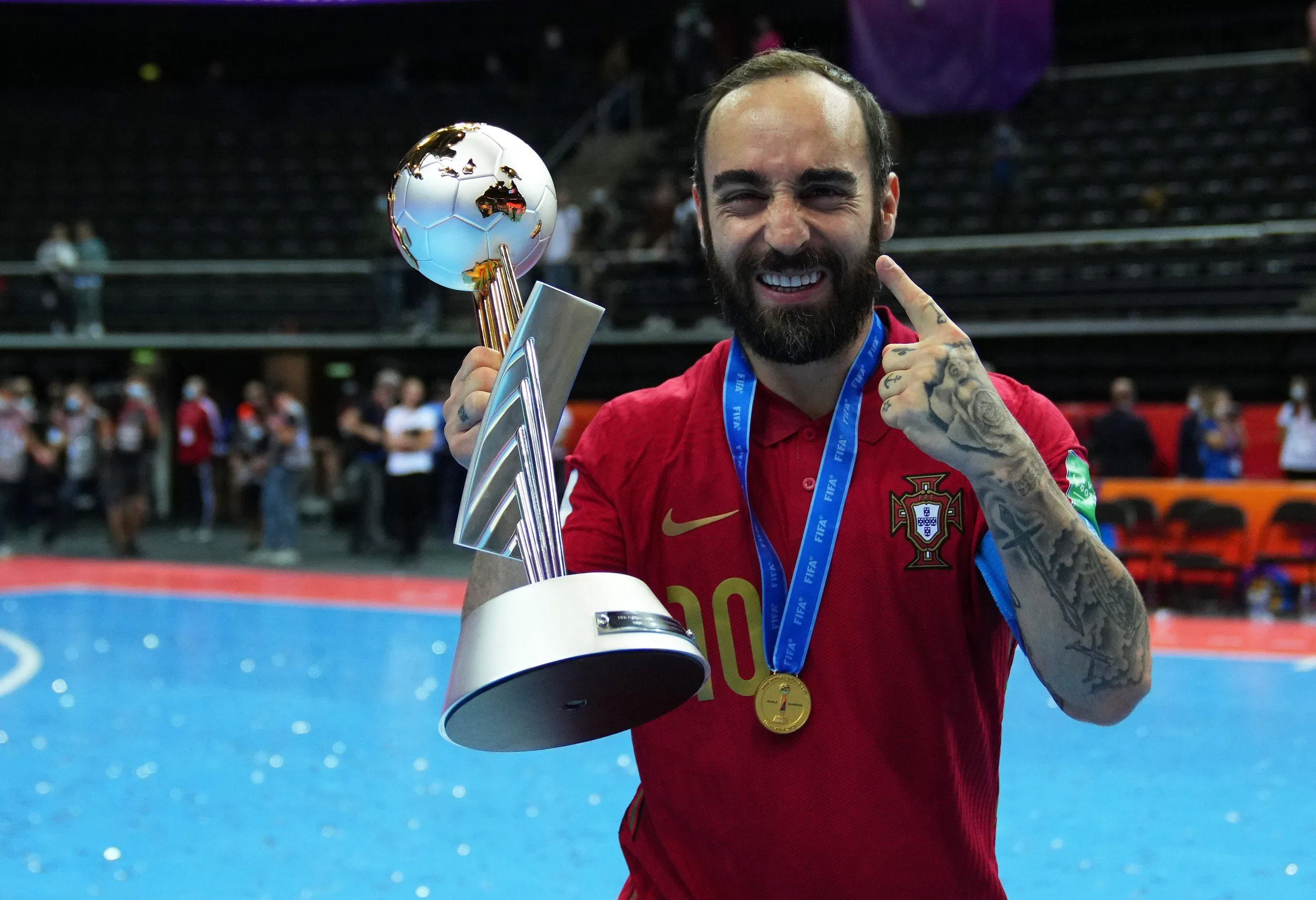 Ricardinho (Ảnh: Internet) Ricardinho (Ảnh: Internet)