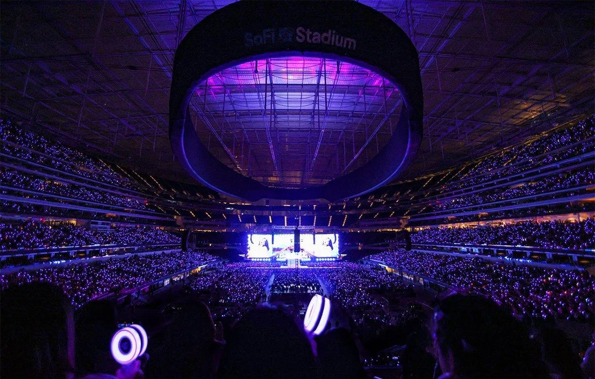 Không gian rộng lớn của buổi biểu diễn (nguồn: Twitter)