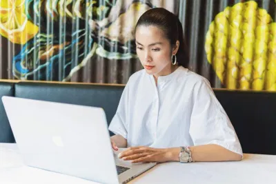 Giai đoạn đáng nhớ nhất là khi chị bắt đầu một mô hình kinh doanh mới. Có rất nhiều khó khăn cũng như những thứ mà mình cần phải tìm tòi, học hỏi (Ảnh: Internet) Giai đoạn đáng nhớ nhất là khi chị bắt đầu một mô hình kinh doanh mới. Có rất nhiều khó khăn cũng như những thứ mà mình cần phải tìm tòi, học hỏi (Ảnh: Internet)