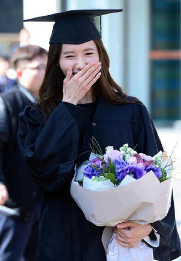 Chọn hoa tặng tốt nghiệp theo đối tượng