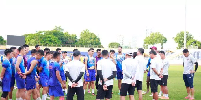 Becamex Bình Dương tự tin hơn trong cuộc chiến trụ hạng (Ảnh: Internet) Becamex Bình Dương tự tin hơn trong cuộc chiến trụ hạng (Ảnh: Internet)