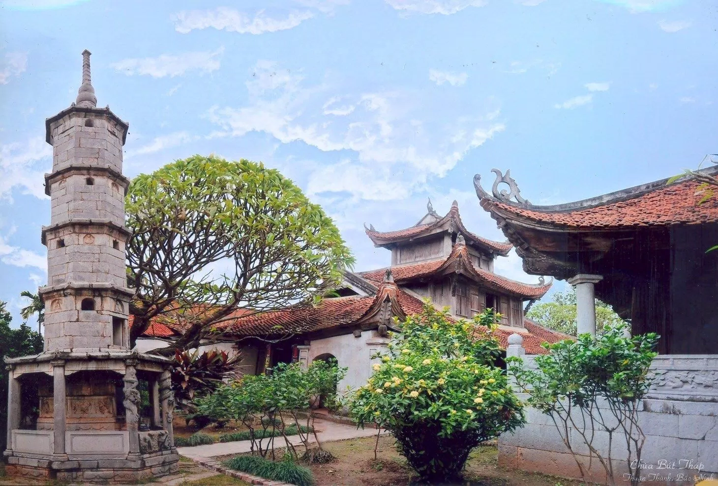 Chùa Bút Tháp (Ảnh: Internet) Chùa Bút Tháp (Ảnh: Internet)