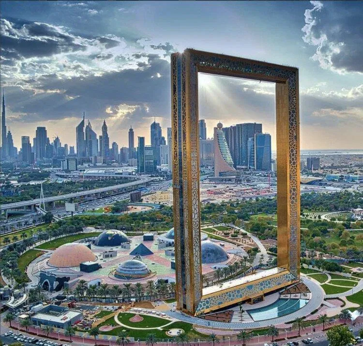 Dubai Frame - nguồn: Internet Dubai Frame - nguồn: Internet