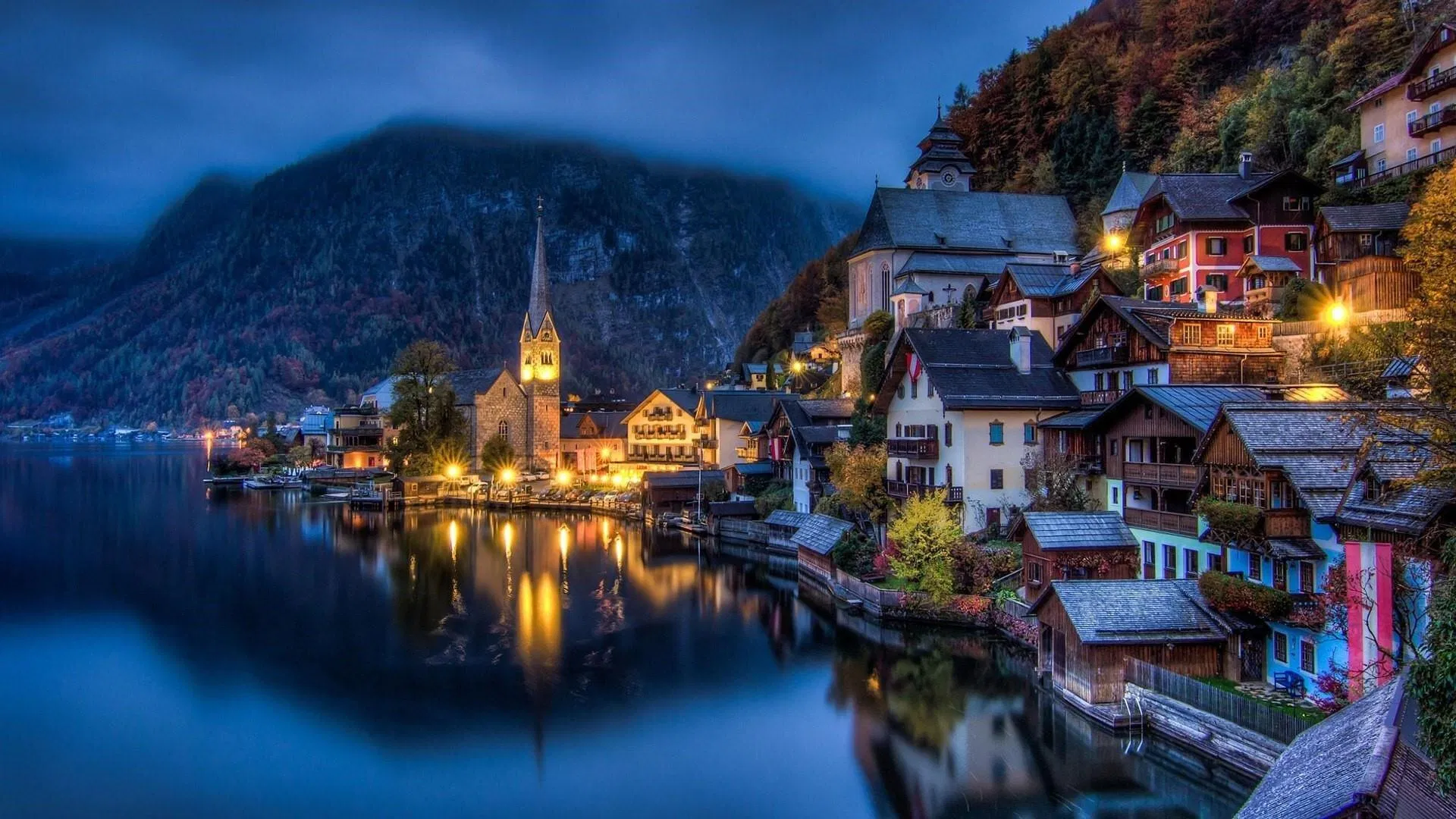 Hồ Hallstatt - nguồn: Internet Hồ Hallstatt - nguồn: Internet