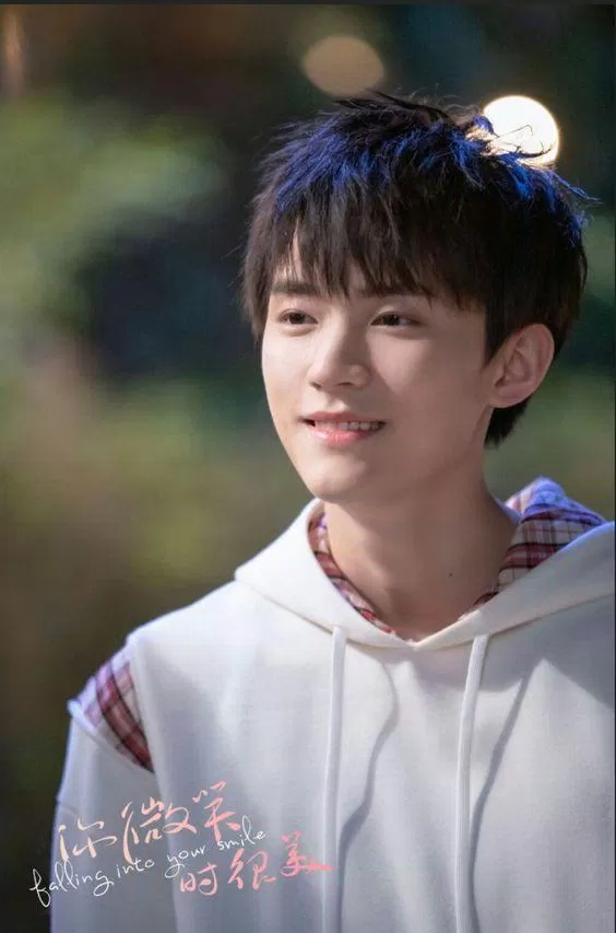 Nụ cười hiền hòa của Ngải Giai (Chu Dực Nhiên thủ vai) trong bộ phim Khi em mỉm cười rất đẹp.