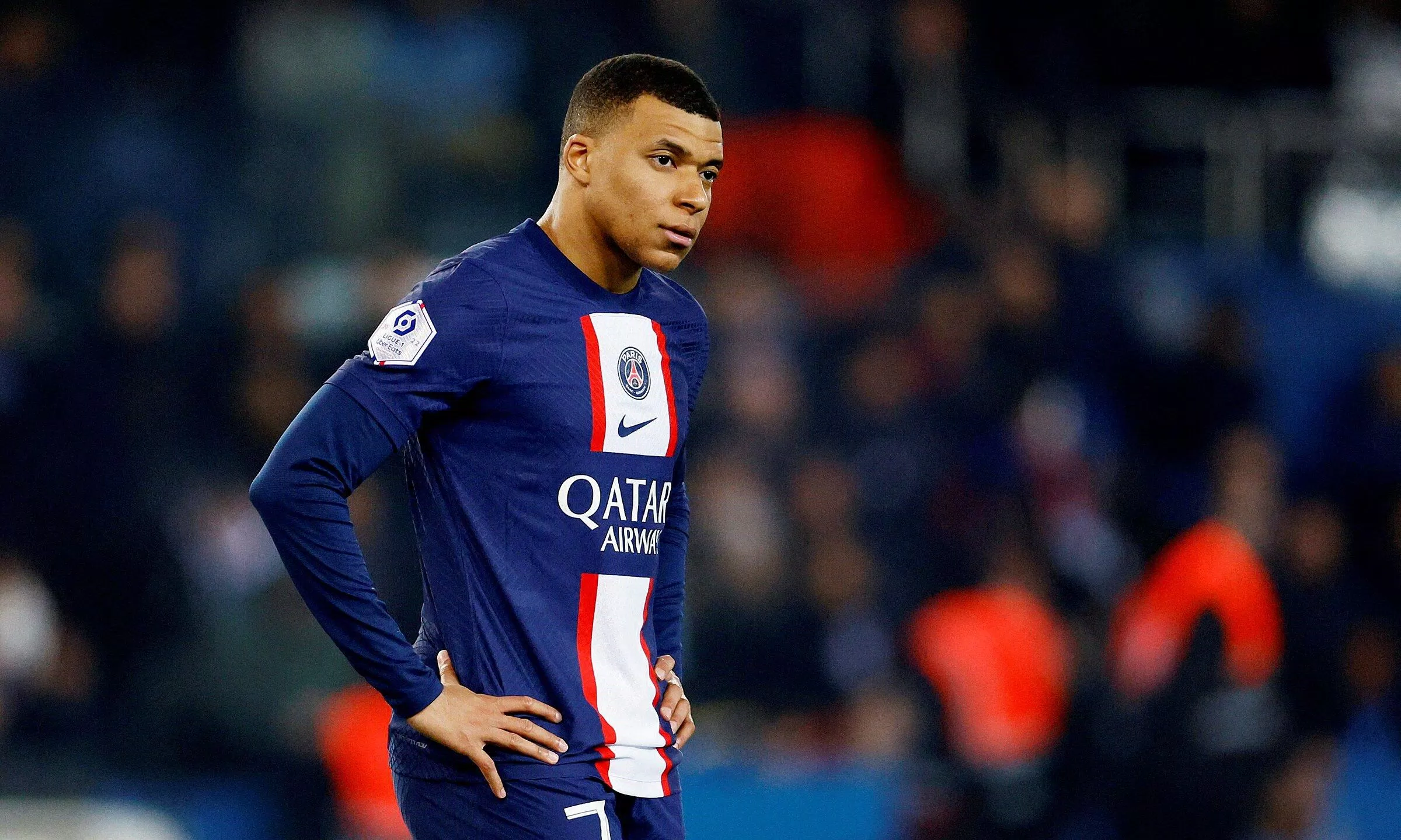 Mbappe bị gạch tên khỏi chuyến du đấu mùa hè của PSG (nguồn ảnh: Internet) Mbappe bị gạch tên khỏi chuyến du đấu mùa hè của PSG (nguồn ảnh: Internet)