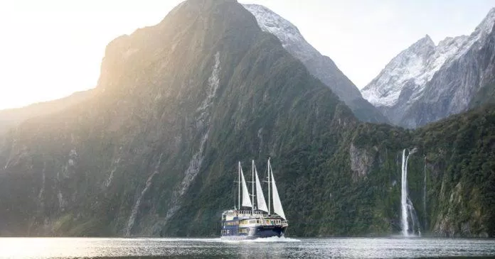 Milford Sound New Zealand (Ảnh: Internet) Milford Sound New Zealand (Ảnh: Internet)
