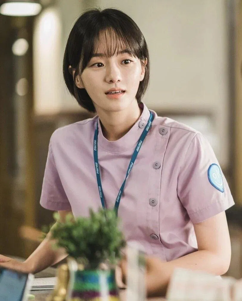 Park Gyu Young đóng vai nữ phụ trong Điên Thì Có Sao, vào vai cô y tá Nam Joo-ri (Ảnh: Internet) Park Gyu Young đóng vai nữ phụ trong Điên Thì Có Sao, vào vai cô y tá Nam Joo-ri (Ảnh: Internet)