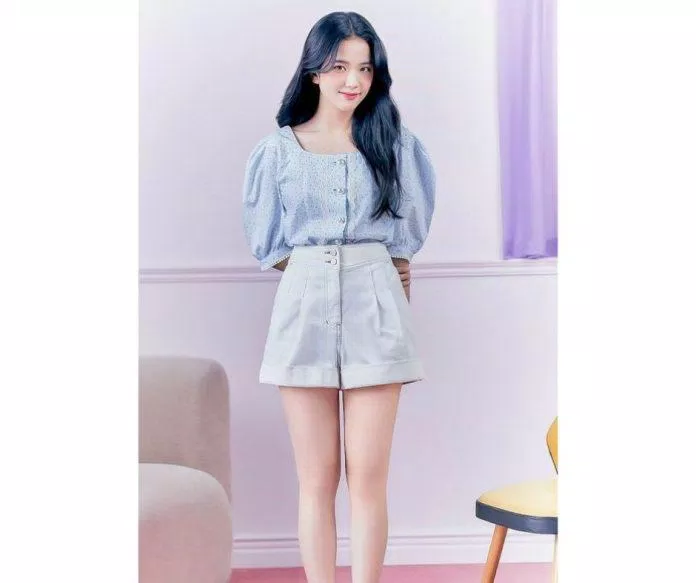Áo tay lỡ dáng bồng phối cùng quần short kaki (Nguồn ảnh: Internet) Áo tay lỡ dáng bồng phối cùng quần short kaki (Nguồn ảnh: Internet)