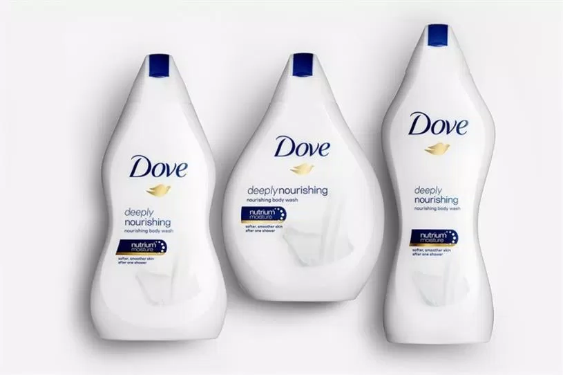 Nhiều chuyên gia cho rằng chiến dịch ”Real Beauty Bottles” đã phá hủy toàn bộ hình ảnh mà Dove nỗ lực xây dựng trong hơn một thập kỷ qua (Ảnh: Internet)