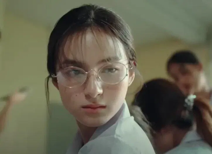 Fa là học sinh giỏi top 3 của trường, cũng là đối tượng bị hãm hại tiếp theo. (Ảnh: Internet) Fa là học sinh giỏi top 3 của trường, cũng là đối tượng bị hãm hại tiếp theo. (Ảnh: Internet)