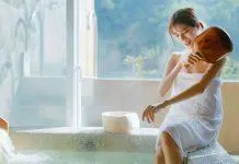Nhiệt độ nước khi tắm quá cao sẽ gây hại cho sức khỏe (Nguồn: Internet)
