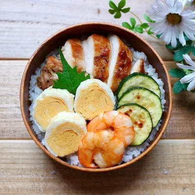 Thực đơn Bento tình yêu đơn giản ngon - bổ - rẻ (Ảnh: Pinterest)