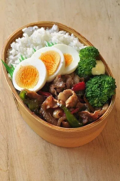 Thực đơn "Bento tình yêu" ngon - bổ - rẻ (Ảnh: Pinterest)