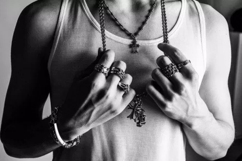 Kieu-mau-thoi-trang-Chrome-Hearts (Nguồn: Internet)
