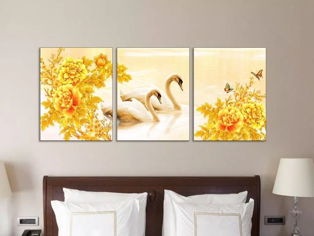 Chọn tranh phong thủy hợp mệnh Hỏa (Ảnh: Internet) Chọn tranh phong thủy hợp mệnh Hỏa (Ảnh: Internet)