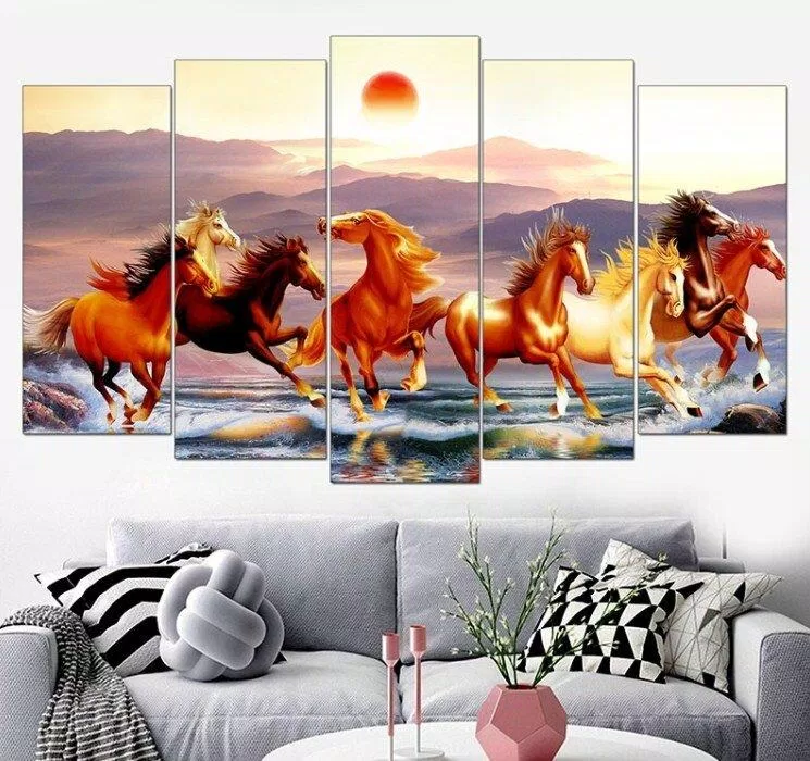 Chọn tranh phong thủy hợp mệnh Thổ (Ảnh: Internet) Chọn tranh phong thủy hợp mệnh Thổ (Ảnh: Internet)