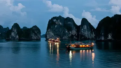 Vịnh Hạ Long khung cảnh chiều tối (Ảnh: Internet) Vịnh Hạ Long khung cảnh chiều tối (Ảnh: Internet)