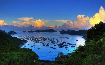 Bầu trời ở vịnh Hạ Long (Ảnh: Internet) Bầu trời ở vịnh Hạ Long (Ảnh: Internet)