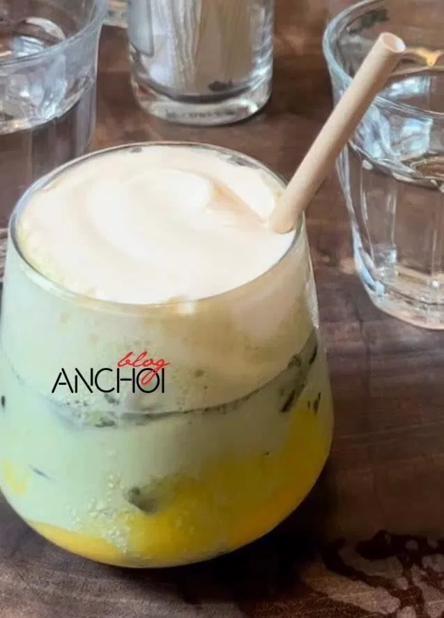 Trà xoài matcha latte (Ảnh: BlogAnChoi)