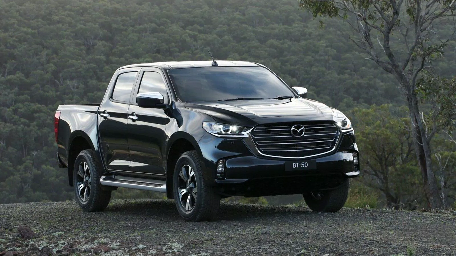 Mazda BT-50 2023: Giá xe lăn bánh & đánh giá thông số (Ảnh: Internet)