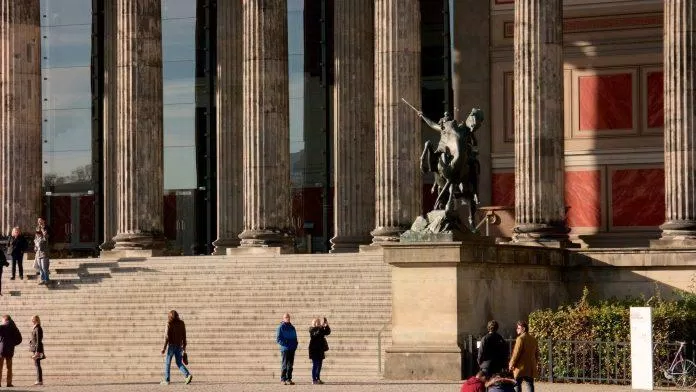 Altes Museum (Bảo tàng Cổ điển) - nguồn: Internet Altes Museum (Bảo tàng Cổ điển) - nguồn: Internet