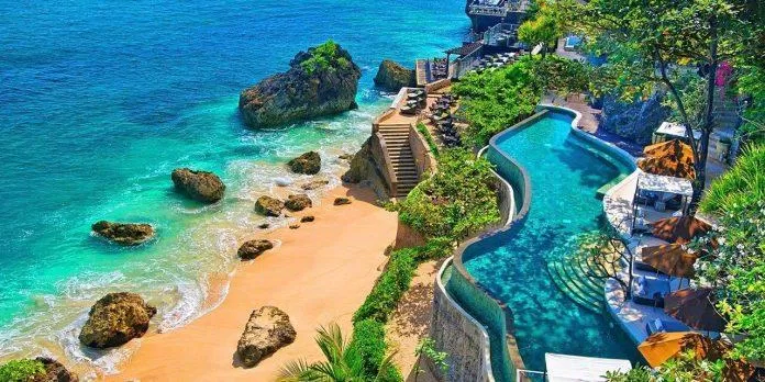 Bãi biển Kuta Bali Indonesia - Nguồn: Internet Bãi biển Kuta Bali Indonesia - Nguồn: Internet