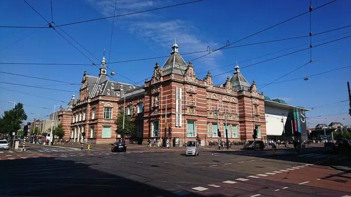 Bảo tàng Stedelijk - nguồn: Internet Bảo tàng Stedelijk - nguồn: Internet