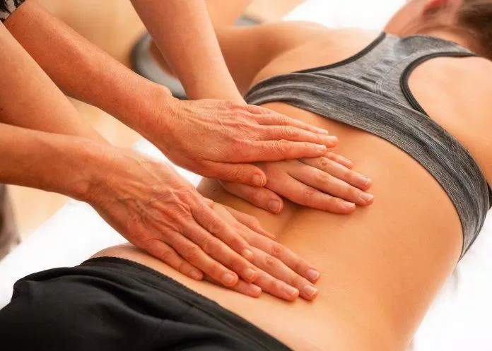 Yoga giúp ngăn ngừa đau lưng hiệu quả. (Nguồn: Internet)