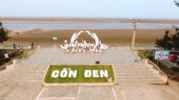 Biển Cồn Đen (Nguồn: Internet) Biển Cồn Đen (Nguồn: Internet)