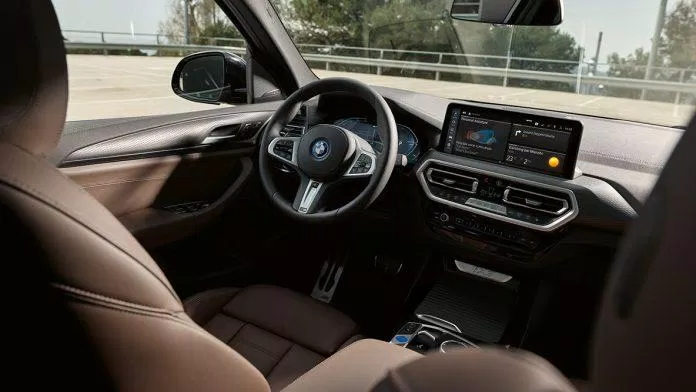 Đánh giá dòng xe BMW iX3 2023: Giá lăn bánh, thông số kỹ thuật, ưu và nhược điểm (Ảnh: Internet) Đánh giá dòng xe BMW iX3 2023: Giá lăn bánh, thông số kỹ thuật, ưu và nhược điểm (Ảnh: Internet)
