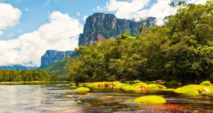 Canaima National Park - nguồn: Internet Canaima National Park - nguồn: Internet