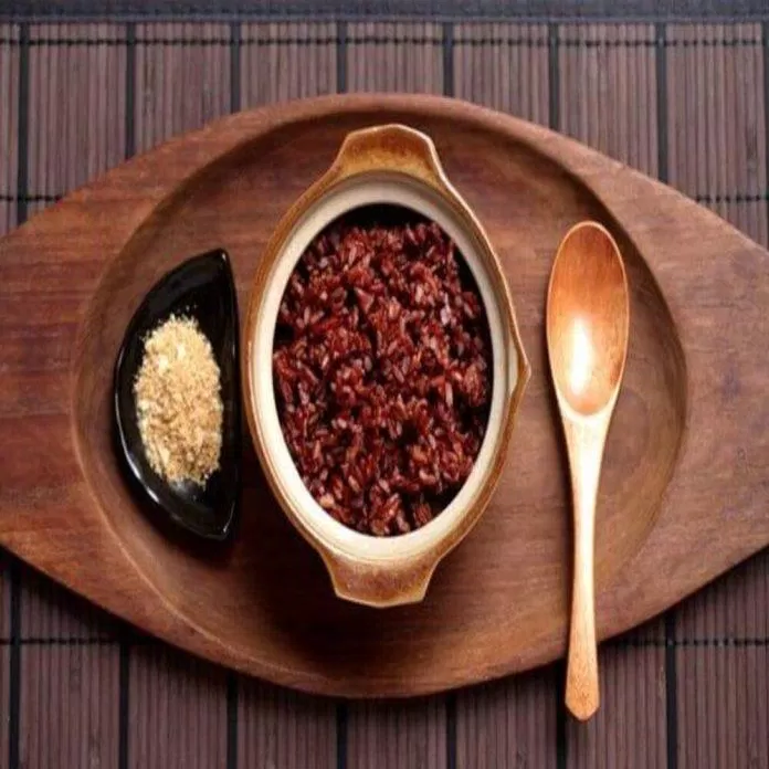 Cơm gạo lứt là một món ăn quen thuộc (Nguồn: Internet)