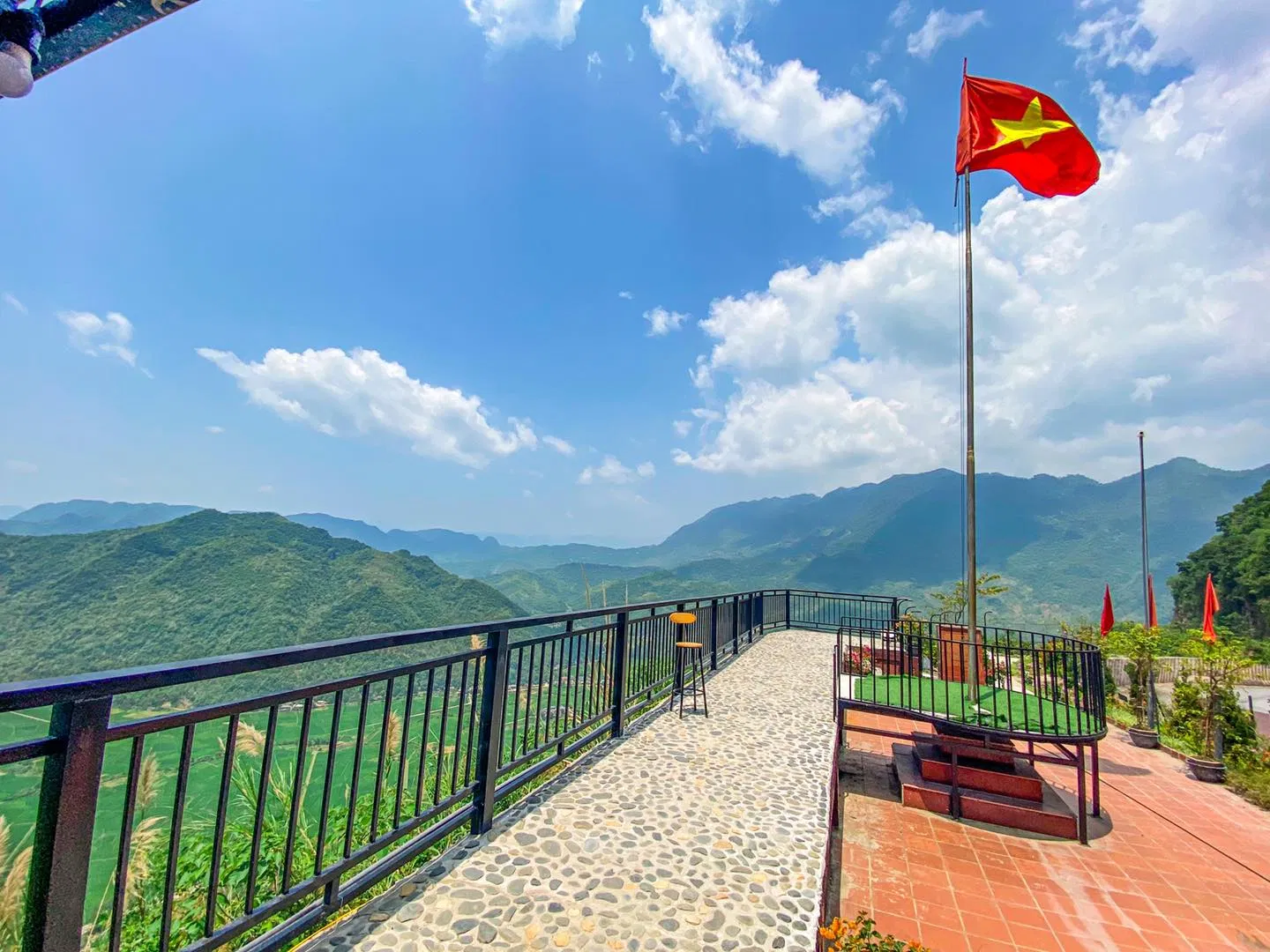 Cột cờ Mai Châu (Nguồn: Internnet)